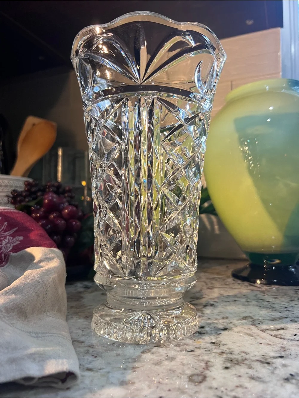 Vintage Clear Cut Glass Vase - Crystal-Style Chipped base see picture - Picture 2 of 7